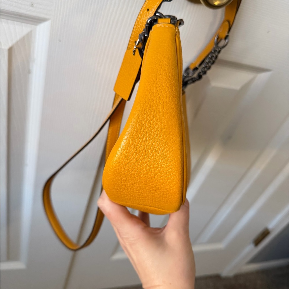 Coach Teri Shoulder Bag - Picture 4 of 9